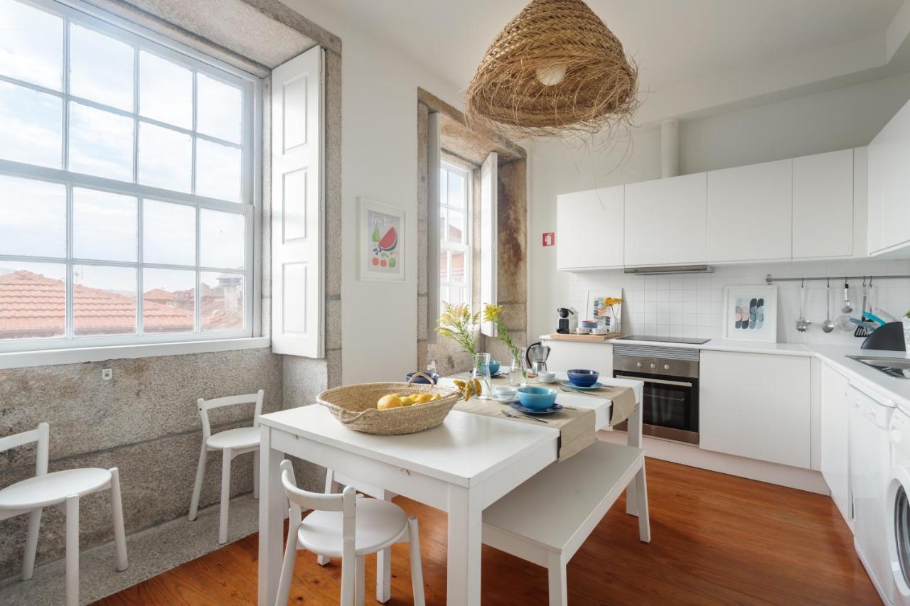 Own Places Clerigos Apartments Порто Екстериор снимка